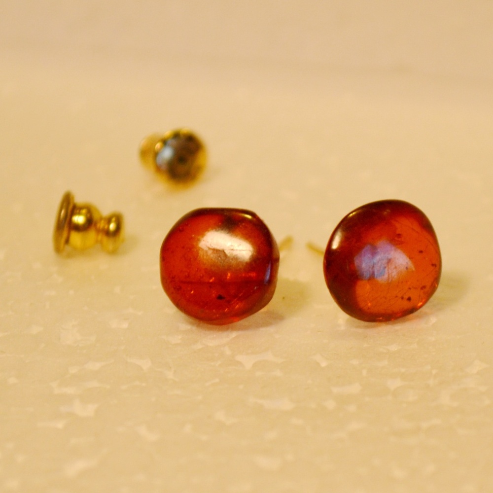 Amber Stud Earrings - 4mm